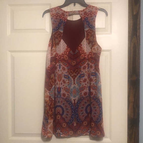 Bebop XL Mini Dress with Cutout in Back - Picture 3 of 4